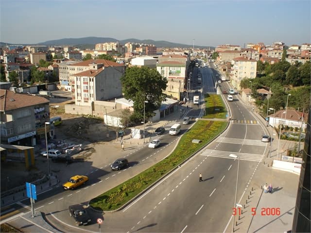 Ümraniye Dudullu Kavşağı Köprü Kavşak Ve Yan Yolları Düzenleme İnşaatı